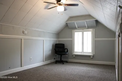 609 Robeson Avenue Lake Waccamaw NC 28450