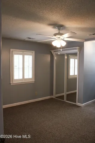 609 Robeson Avenue Lake Waccamaw NC 28450