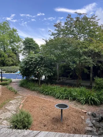 609 Robeson Avenue Lake Waccamaw NC 28450