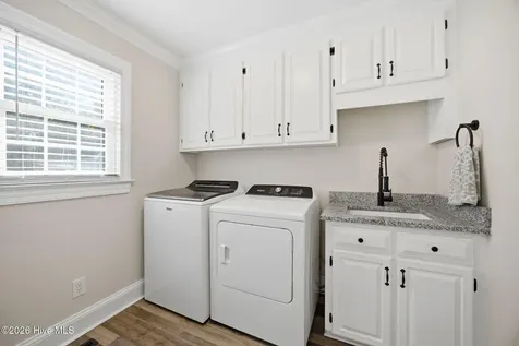 3163 Fox Run Circle Kinston NC 28504