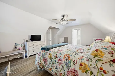 3163 Fox Run Circle Kinston NC 28504