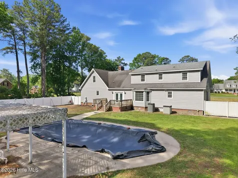 3163 Fox Run Circle Kinston NC 28504