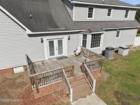 3163 Fox Run Circle Kinston NC 28504