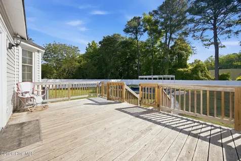3163 Fox Run Circle Kinston NC 28504
