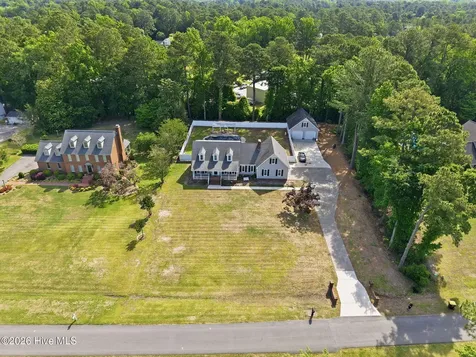 3163 Fox Run Circle Kinston NC 28504