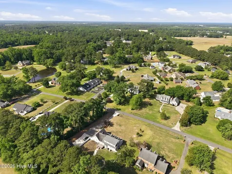 3163 Fox Run Circle Kinston NC 28504