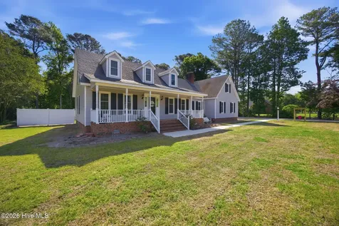 3163 Fox Run Circle Kinston NC 28504
