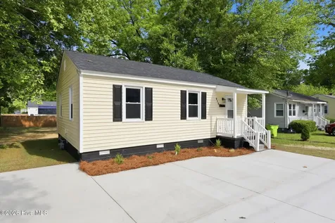 910 Simmons Street New Bern NC 28560