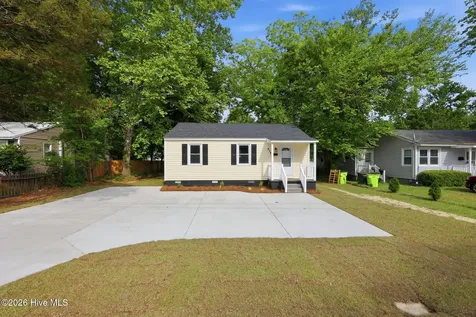 910 Simmons Street New Bern NC 28560