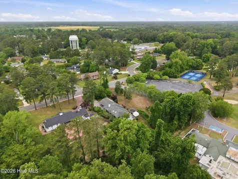 1207 Country Club Drive Kinston NC 28504