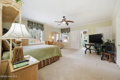 1207 Country Club Drive Kinston NC 28504