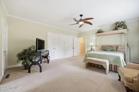 1207 Country Club Drive Kinston NC 28504