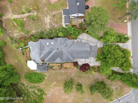 1207 Country Club Drive Kinston NC 28504