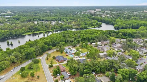 1988 W Lake Shore Drive Wilmington NC 28401