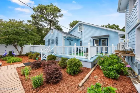 1988 W Lake Shore Drive Wilmington NC 28401
