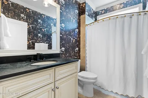 2738 Oak Forest Drive Southport NC 28461