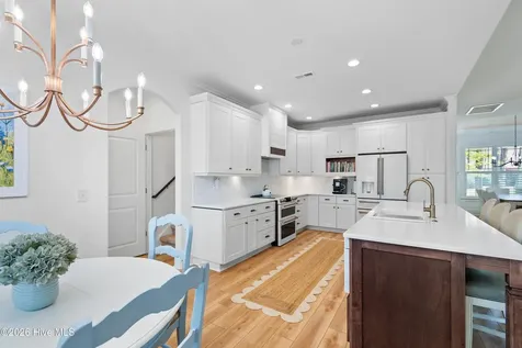 2738 Oak Forest Drive Southport NC 28461