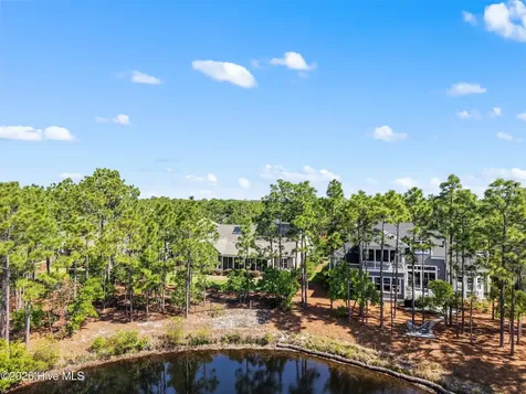 2738 Oak Forest Drive Southport NC 28461