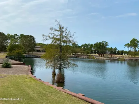 2738 Oak Forest Drive Southport NC 28461
