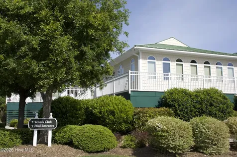 2738 Oak Forest Drive Southport NC 28461