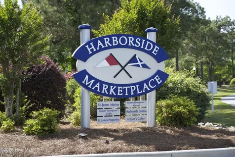 2738 Oak Forest Drive Southport NC 28461