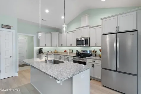 514 Greenmoss Road Southport NC 28461