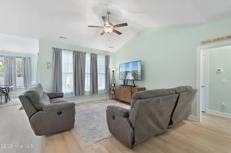 514 Greenmoss Road Southport NC 28461