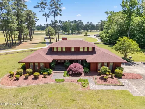 201 Country Club Drive Elizabeth City NC 27909