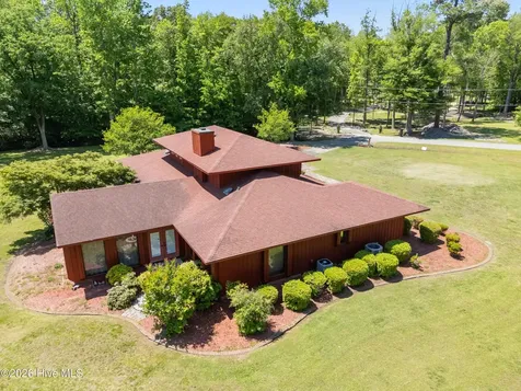 201 Country Club Drive Elizabeth City NC 27909