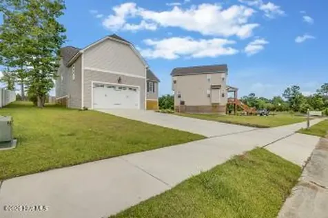 305 Broadleaf Drive Jacksonville NC 28546