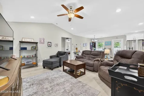 2925 Hardsmith Street Shallotte NC 28470