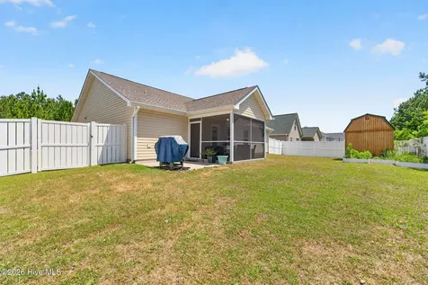 2925 Hardsmith Street Shallotte NC 28470