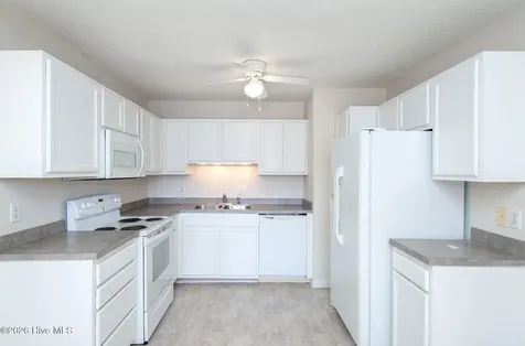 1603 Courtyard East Beaufort NC 28516