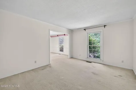 222 Greenwich Lane Wilmington NC 28409