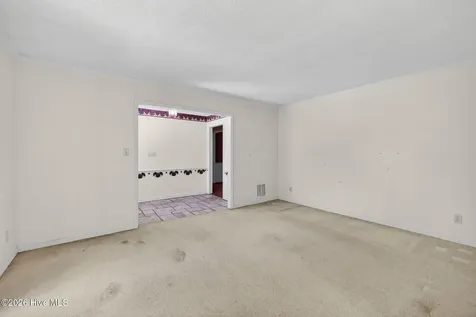 222 Greenwich Lane Wilmington NC 28409
