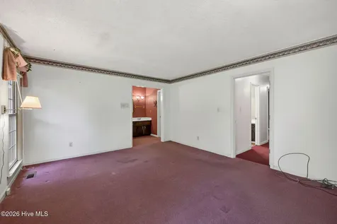 222 Greenwich Lane Wilmington NC 28409