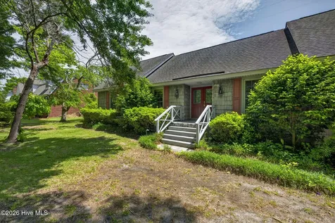 222 Greenwich Lane Wilmington NC 28409