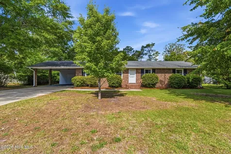 3316 Chalmers Drive Wilmington NC 28409