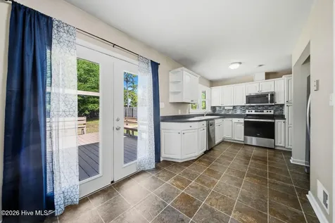 3316 Chalmers Drive Wilmington NC 28409