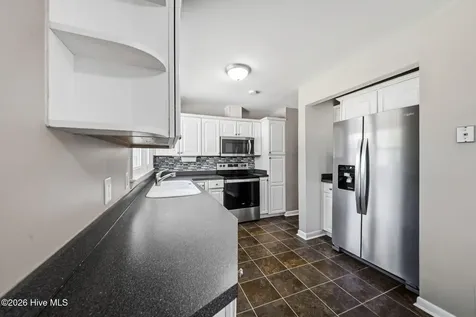 3316 Chalmers Drive Wilmington NC 28409