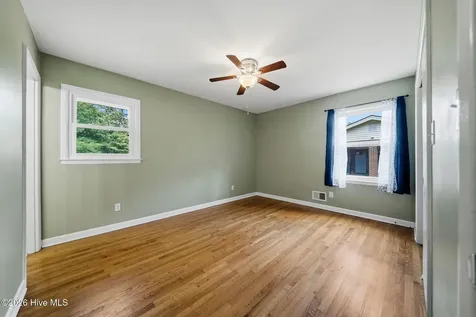 3316 Chalmers Drive Wilmington NC 28409
