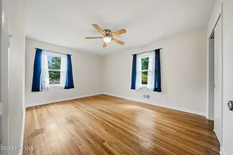 3316 Chalmers Drive Wilmington NC 28409