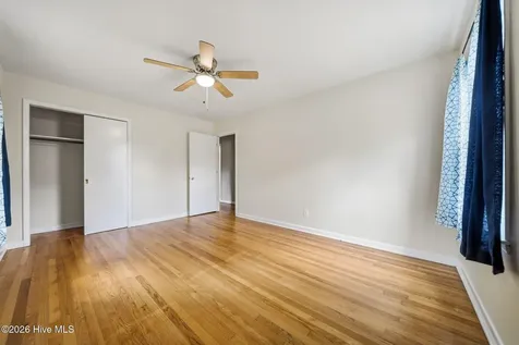 3316 Chalmers Drive Wilmington NC 28409