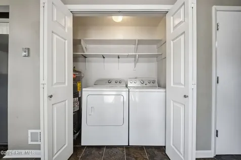 3316 Chalmers Drive Wilmington NC 28409