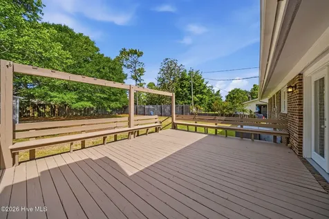 3316 Chalmers Drive Wilmington NC 28409