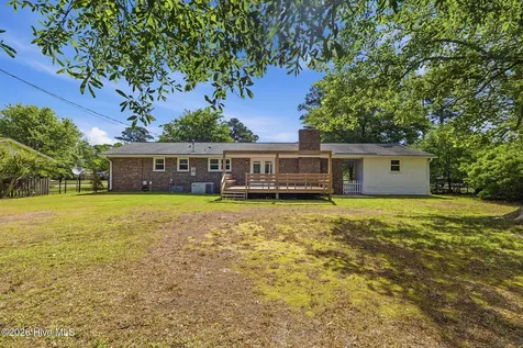 3316 Chalmers Drive Wilmington NC 28409