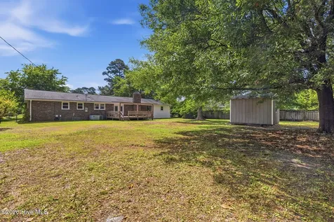 3316 Chalmers Drive Wilmington NC 28409