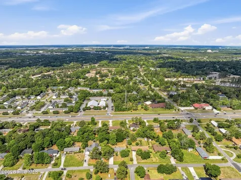 3316 Chalmers Drive Wilmington NC 28409