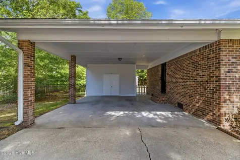 3316 Chalmers Drive Wilmington NC 28409