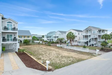 116 Carolina Avenue Holden Beach NC 28462